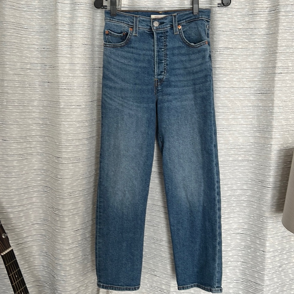 Levi’s Ribcage straight jean